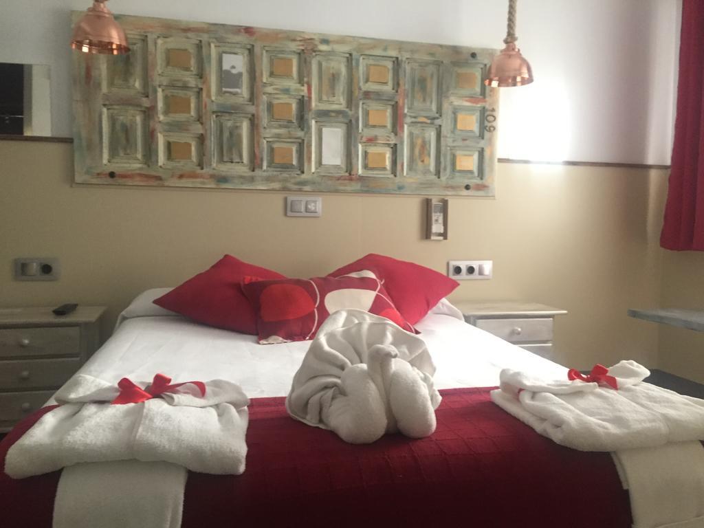 Hostal Boutique Luna De Gavin Cullera Εξωτερικό φωτογραφία